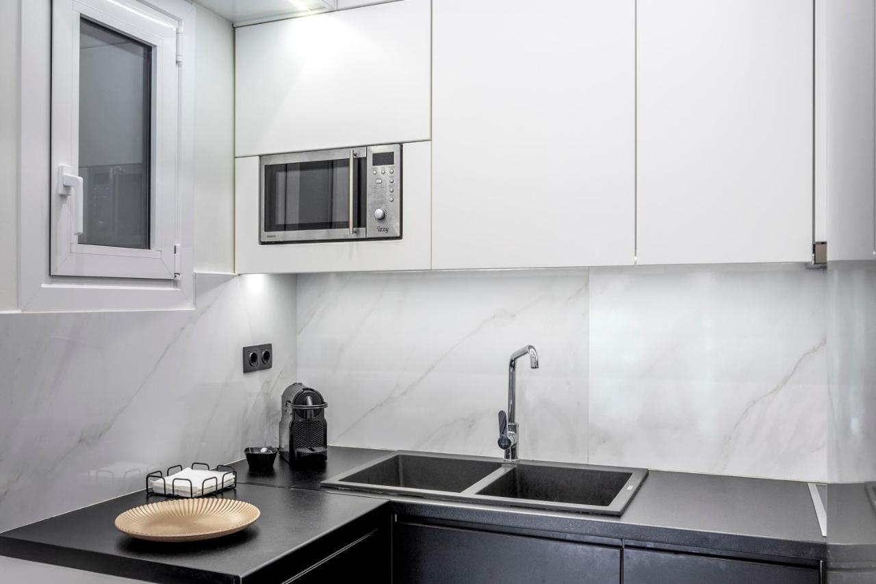 Central 2Br Apartment In The Heart Of Athens Luaran gambar