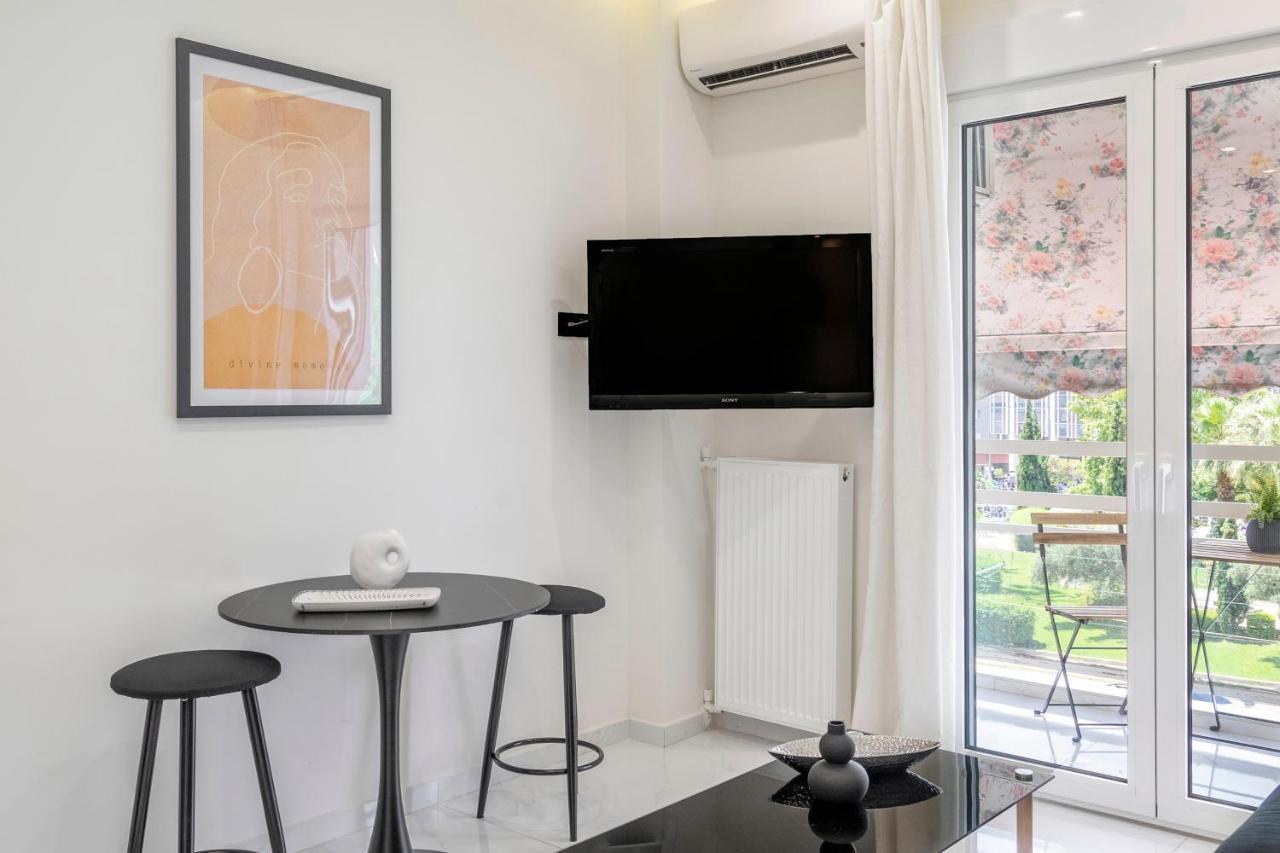 Central 2Br Apartment In The Heart Of Athens Luaran gambar